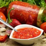 Домашняя аджика: рецепт аджики из помидоров, перца, моркови и других ингредиентов