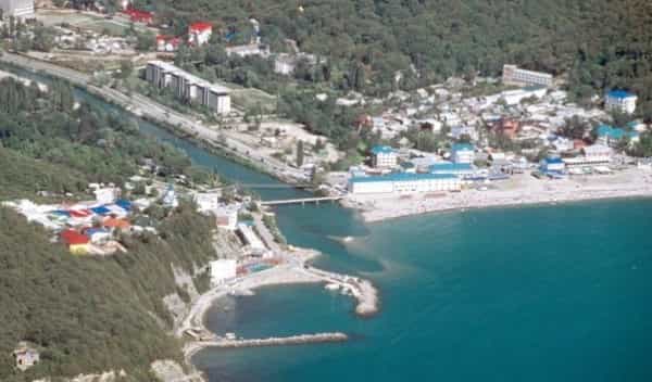 побережье Лермонтово