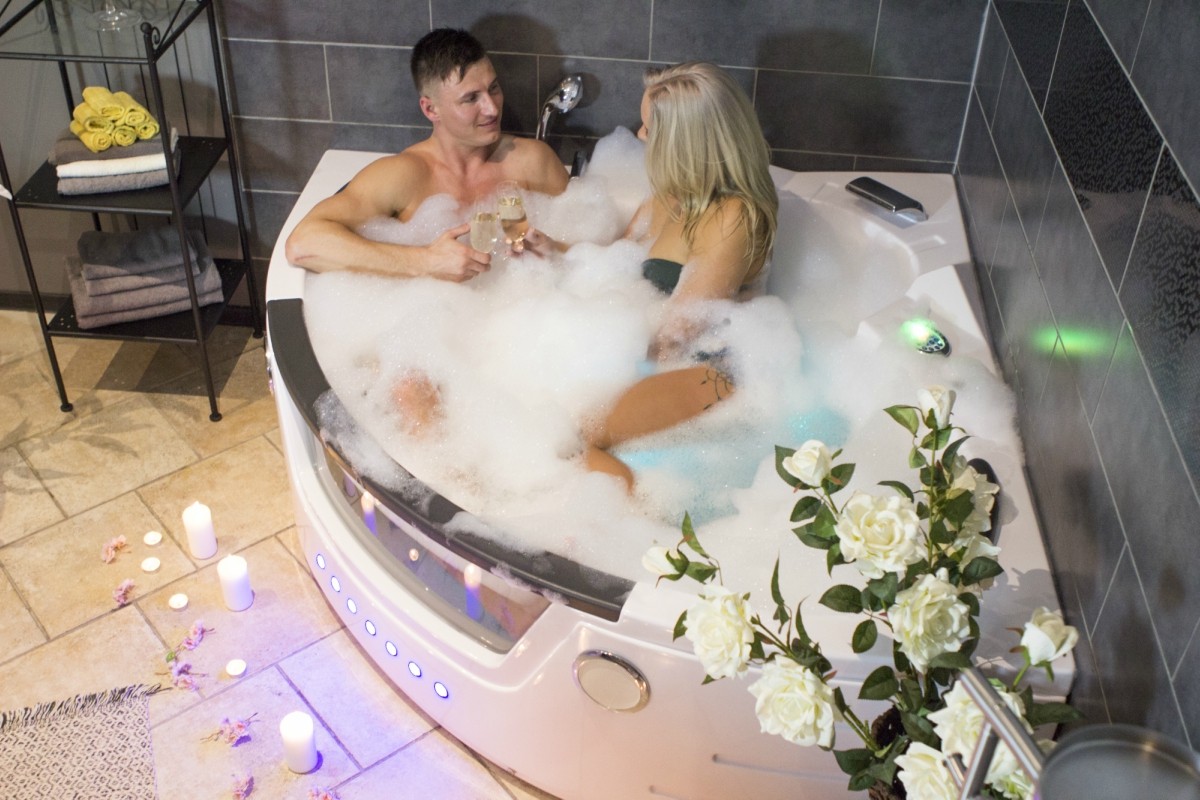 Ванна для двоих: идеальное решение для романтических вечеров